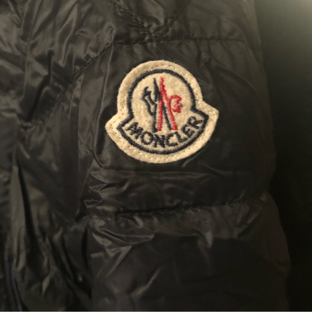 Men’s Moncler navy puffer coat